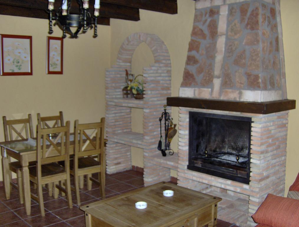 La Aldea Guest House Alcaraz Ruang foto